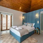 Guest house Victoria Project - - Private Parking