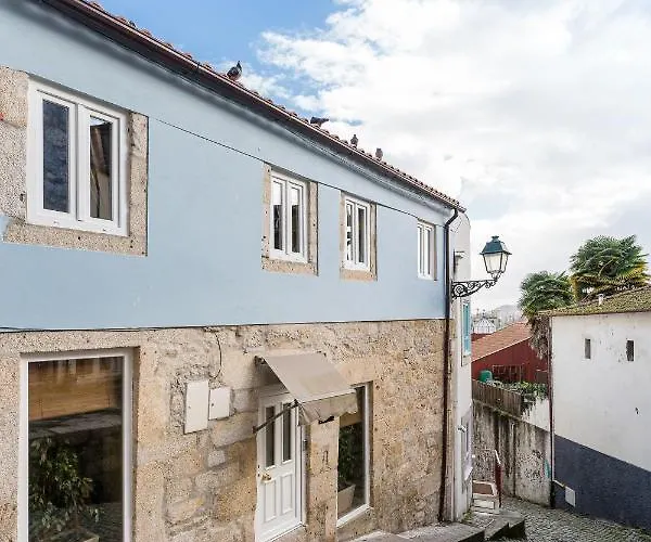 Victoria Project - - Private Parking