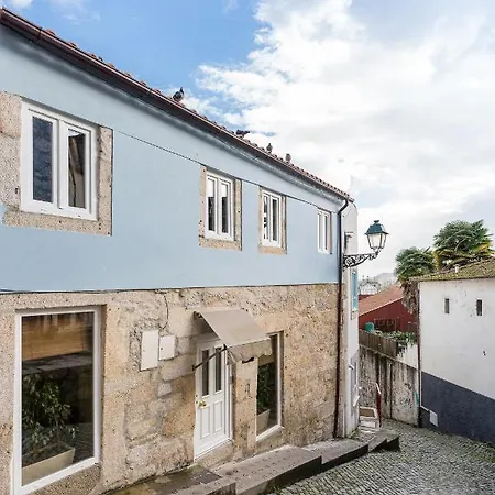 Victoria Project - - Private Parking