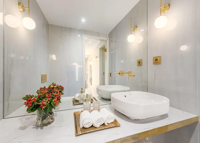 Victoria Project - - Private Parking Porto